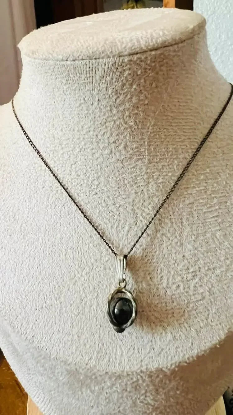 Vintage Teardrop 925 Silver Purple Gemstone Pendant Necklace